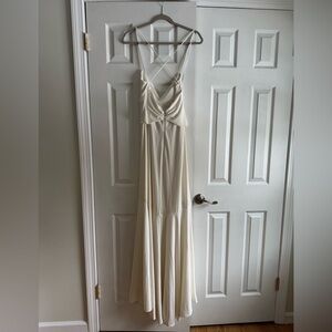 Vera Wang Cream Strappy Maxi Dress